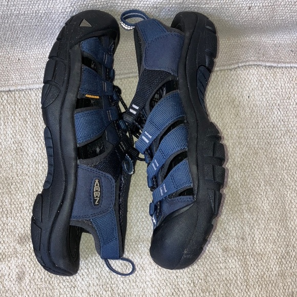 Keen men’s size 7.5 (8.5 women’s)  Blue rubber Sandals - Picture 13 of 16